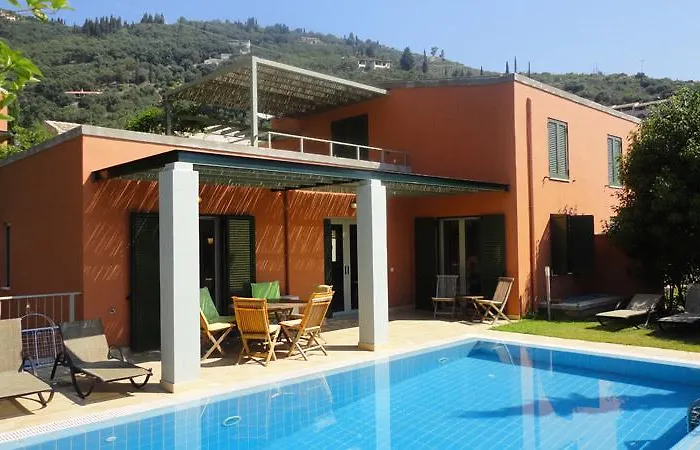 Erkina Corfu Καλάμι