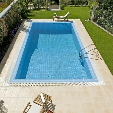 Erkina Corfu Vila Kalámi