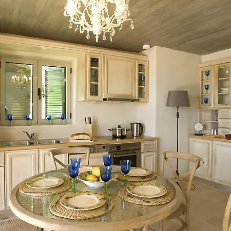 Erkina Villas Corfu - Erato *