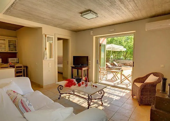 Erkina Villas Corfu - Erato Villa Kalámi